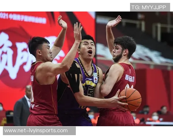 CBA精彩对决北京北汽迎战浙江稠州金租争夺季后赛席位